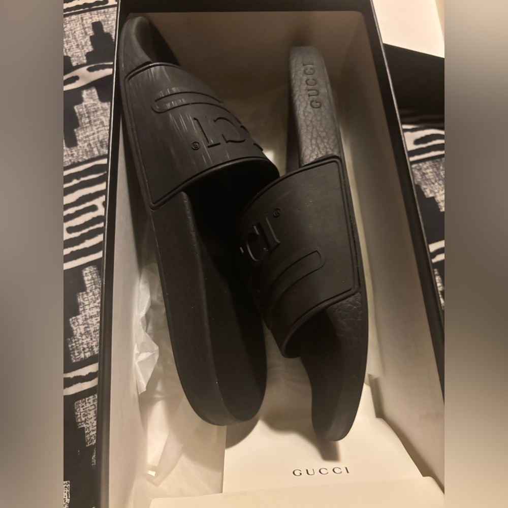 Gucci slides - Picture 2 of 7
